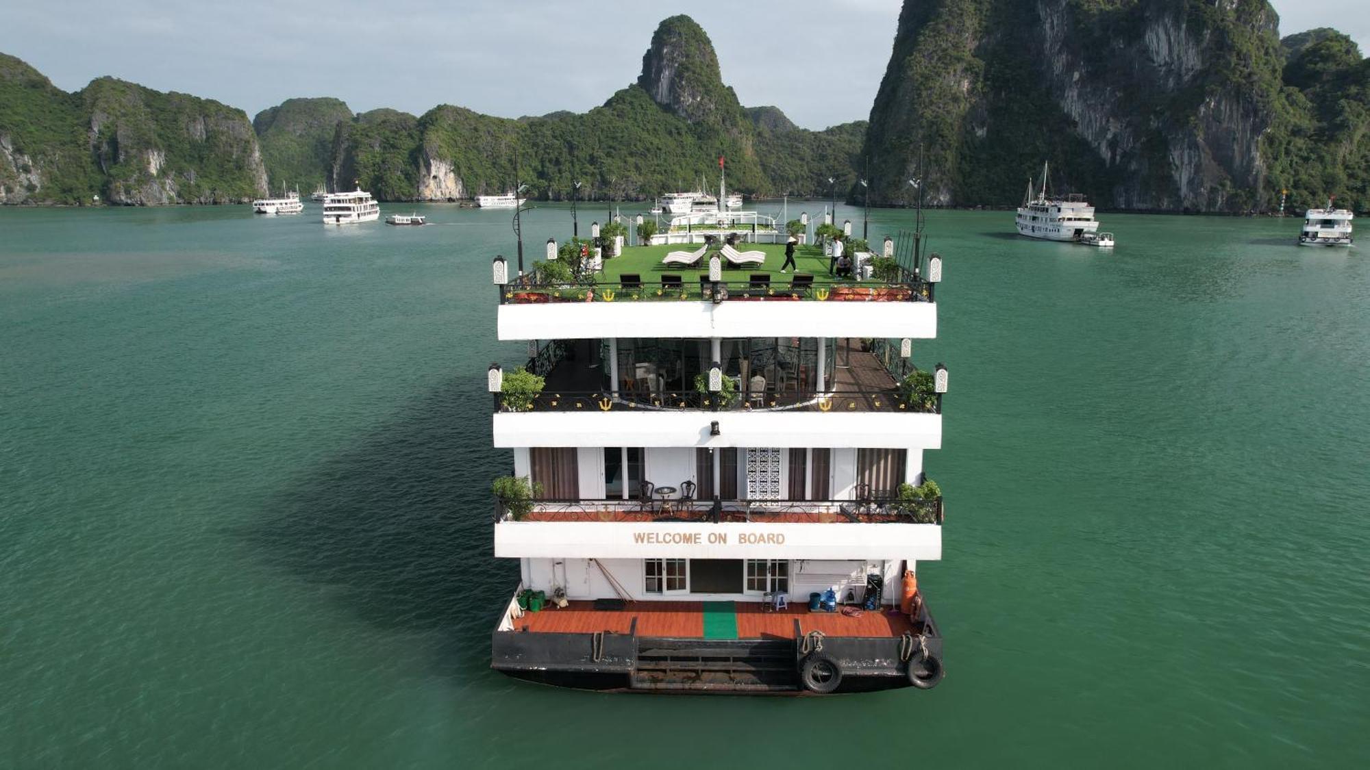 Ha Long Aqua Legend Cruise Hotel Kültér fotó