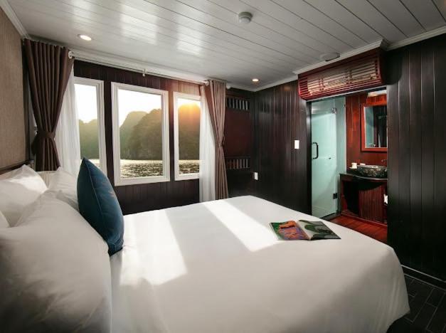 Ha Long Aqua Legend Cruise Hotel Kültér fotó